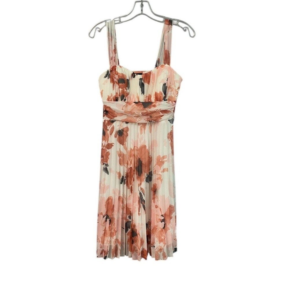 Maurices Floral Dress Women’s S Small White Empire Waist Pleated Knee Length NWT